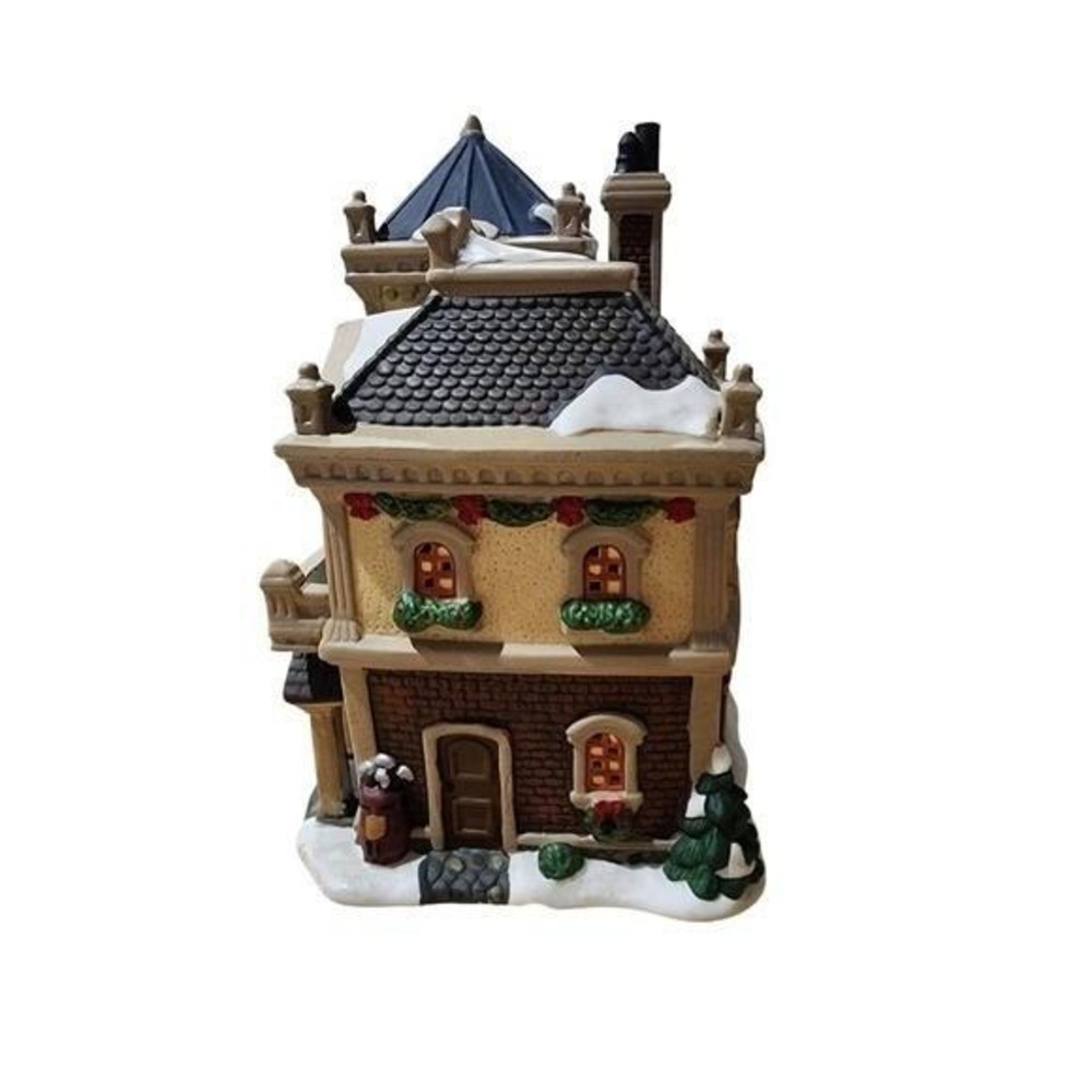 Holiday Time Christmas Cricket Inn Building - Picture 7 of 7